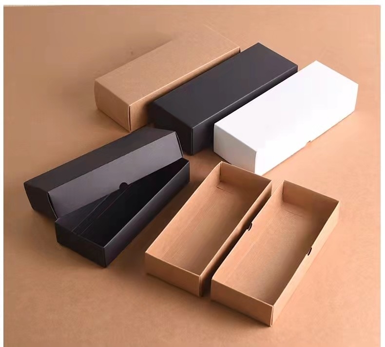 Automatische kartonnen doosverpakkingsmachine voor het maken van pakketdozen schoenen kleding voedseldozen