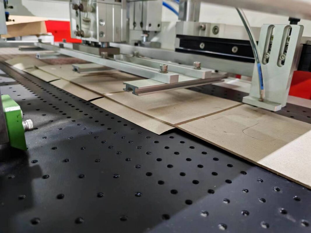 Intelligente High-Speed Drawewr-Style Box Manufacturing System 20-30pcs/min geschikt voor wijndozen buisdozen